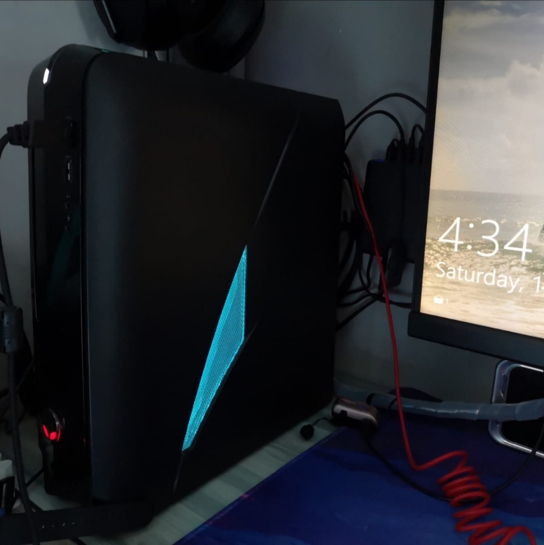 Alienware x51 R3 Intel i76700 GTX 960 16GB DDR4 SSD Gaming Desktop pc