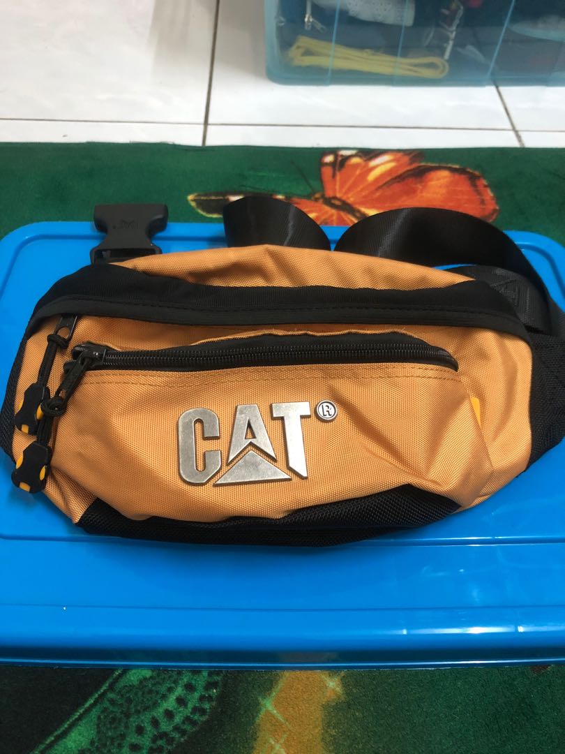 Caterpillar top pouch bag