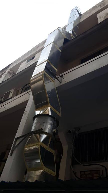 Used commercial on sale exhaust hood