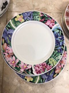 (Category: ) located in . Submitted by sherine_shops (Listing ID 1048909590, Image 1). Description: .