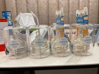 （分類：）位於 。 由 april0809 提交（商品編號 1048944467，圖片 1）。簡介： 。