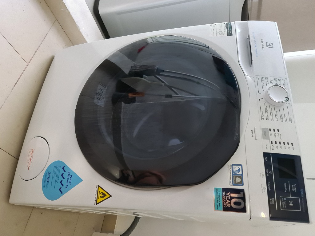 Electrolux washer dryer eww7024fdwa hotsell