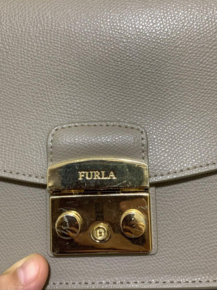 Furla Metropolis Shoulder bag, Luxury, Bags & Wallets on Carousell