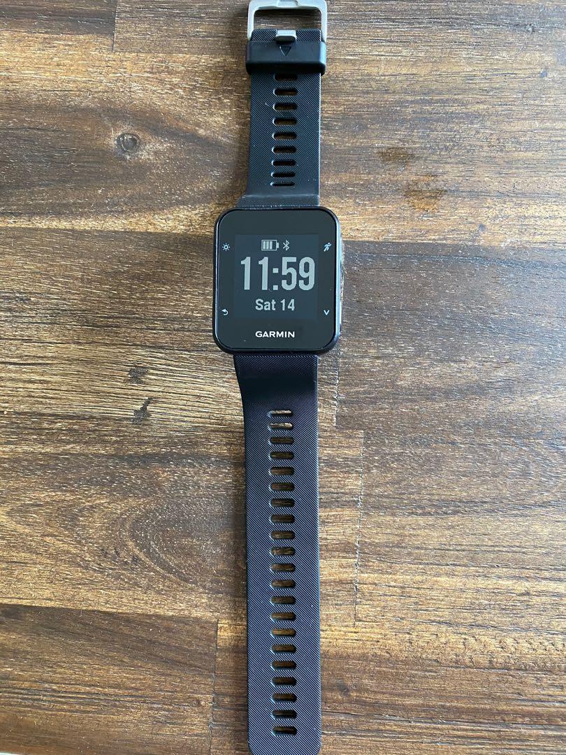 Garmin forerunner hot sale 35 size