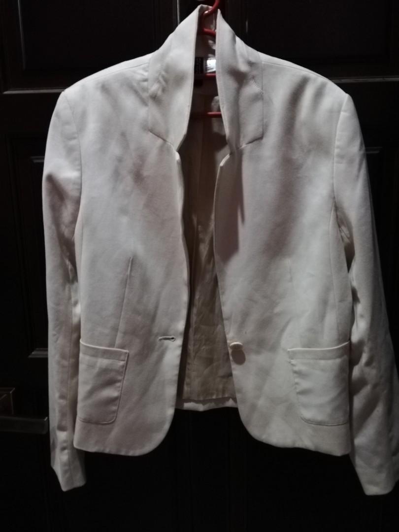 H and m deals cream blazer