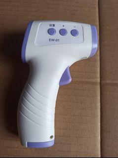 Infrared thermometer contactless
