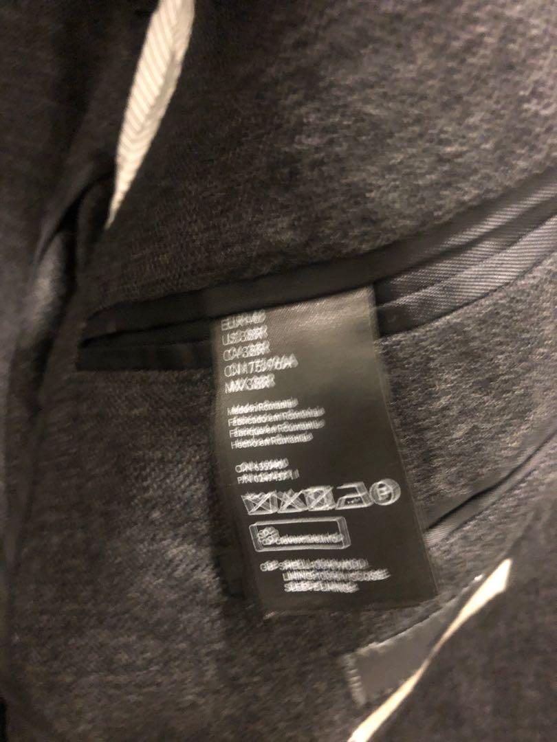 Jacket (Category: Coats, Jackets and Outerwear) located in Singapore. Submitted by friendlybear (Listing ID 1048895878, Image 5). Description: Various blazer jackets .