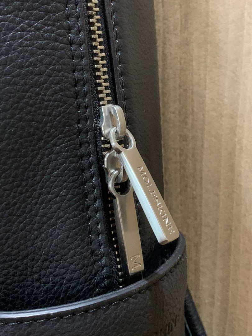 Moleskin CLASSIC LEATHER BACKPACK BLACK, Men's Fashion, Bags