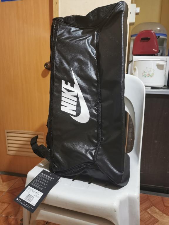 Nike brasilia convertible 2025 duffel bag