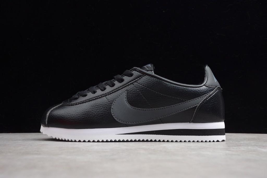 nike classic cortez black leather