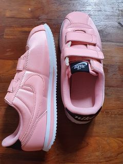 nike cortez kids pink