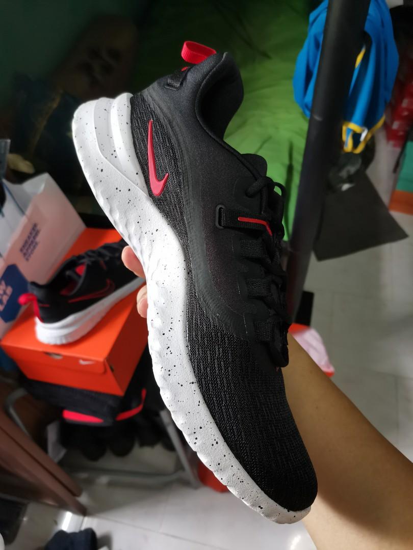 harga nike renew rival