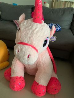 (Category: ) located in . Submitted by poolpooh08 (Listing ID 1048895534, Image 1). Description: .