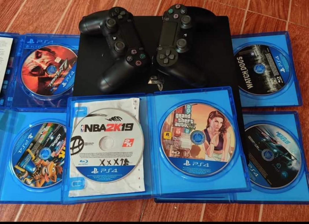 ps4 for sale with 2 controllers