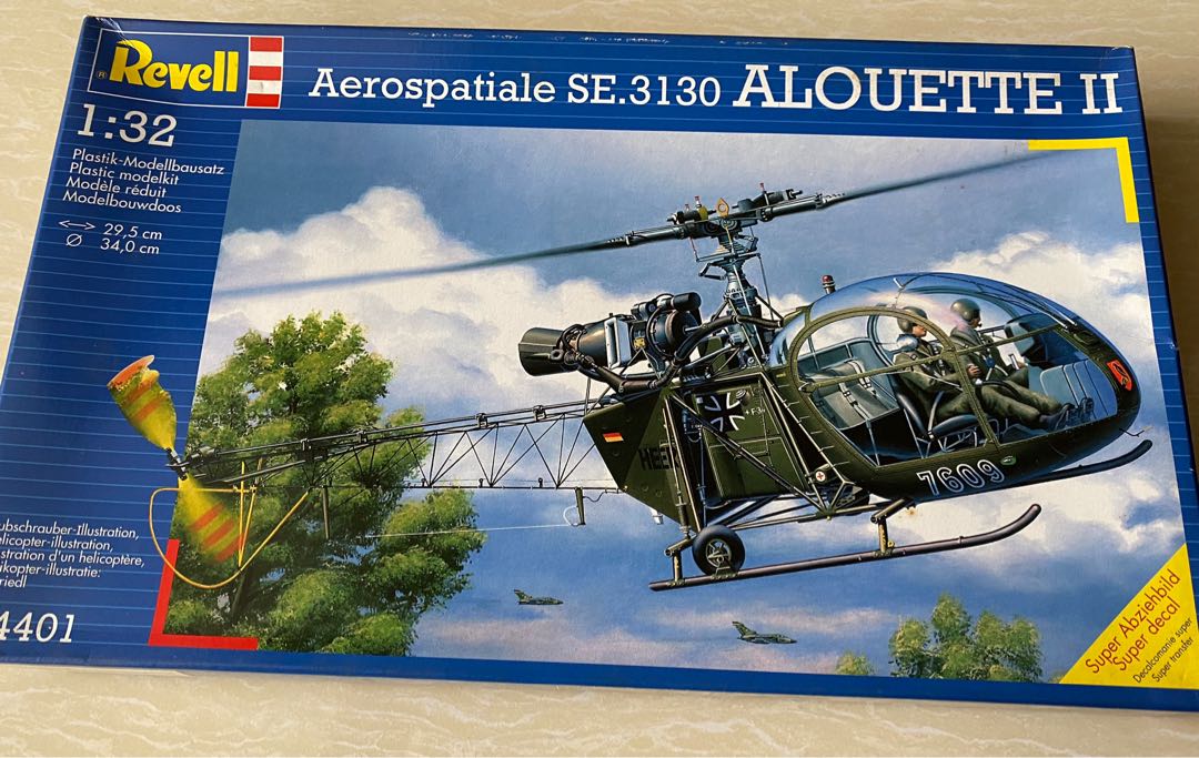 Scale 132 “Alouette II” helicopter model kit, Hobbies & Toys, Memorabilia & Collectibles