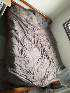 (Category: ) located in . Submitted by grosgarcon (Listing ID 1048899947, Image 1). Description: .