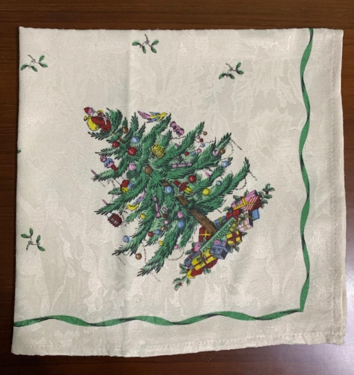 2 Types of Christmas Tree Cloth Napkins , Furniture & Home Living