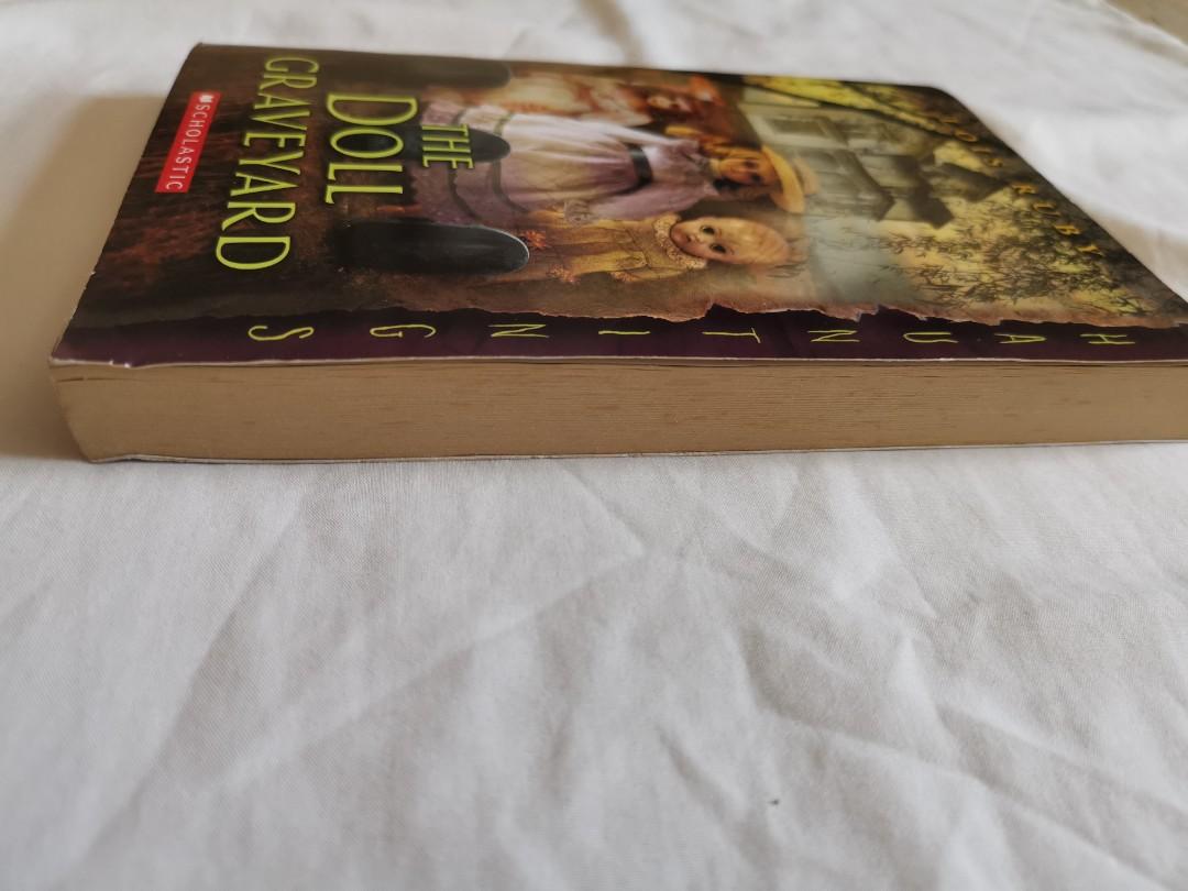 The Doll Graveyard Lois Ruby, Hobbies & Toys, Books & Magazines