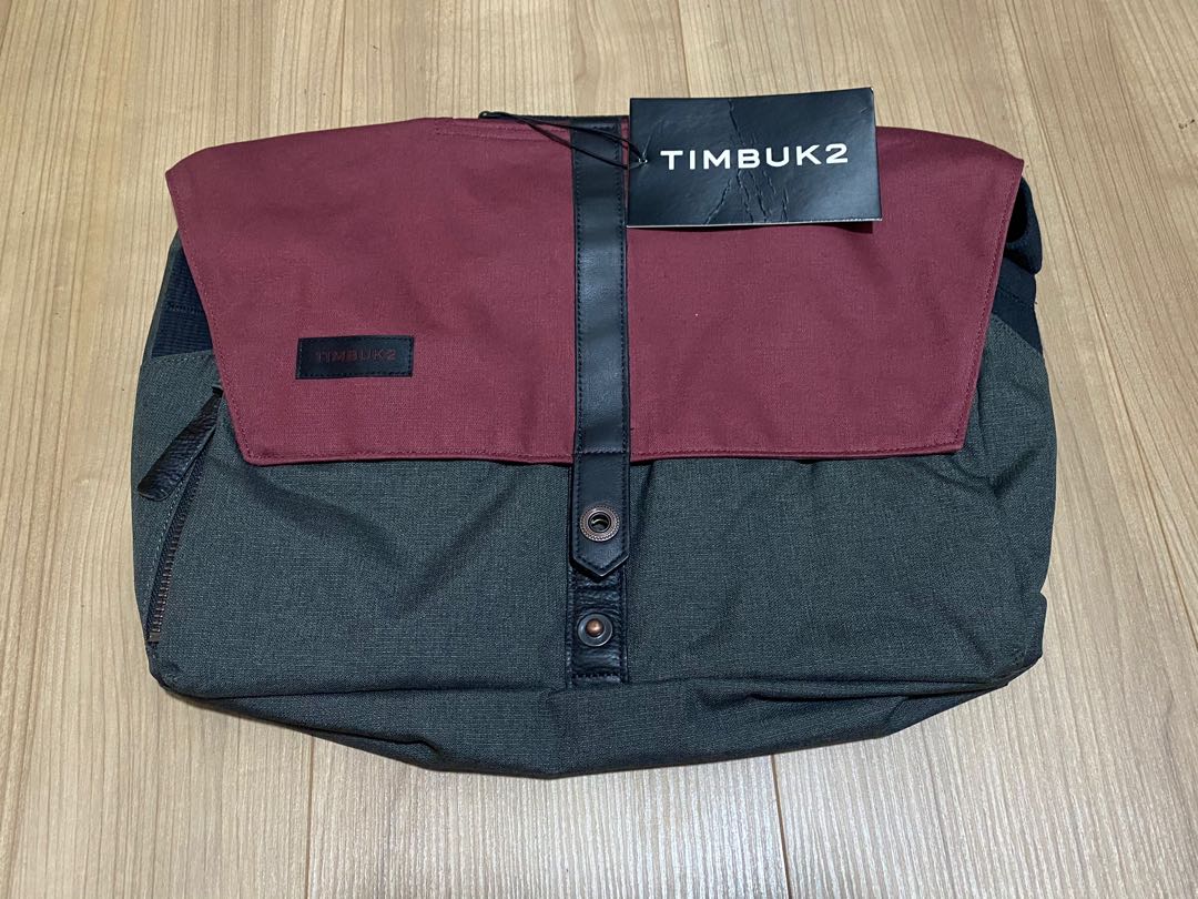 Timbuk2 Sunset Messenger Bag Men s Fashion Bags Sling Bags on Carousell