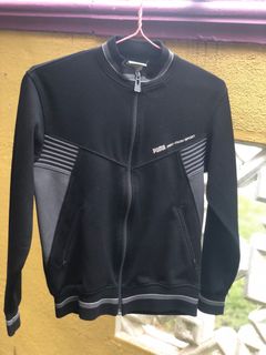 (Category: ) located in . Submitted by baqthrift (Listing ID 1048837551, Image 1). Description: .