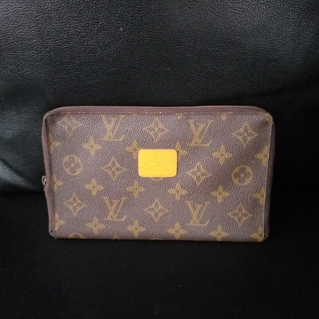 Vintage LV  Monogram, Luxury, Bags & Wallets on Carousell