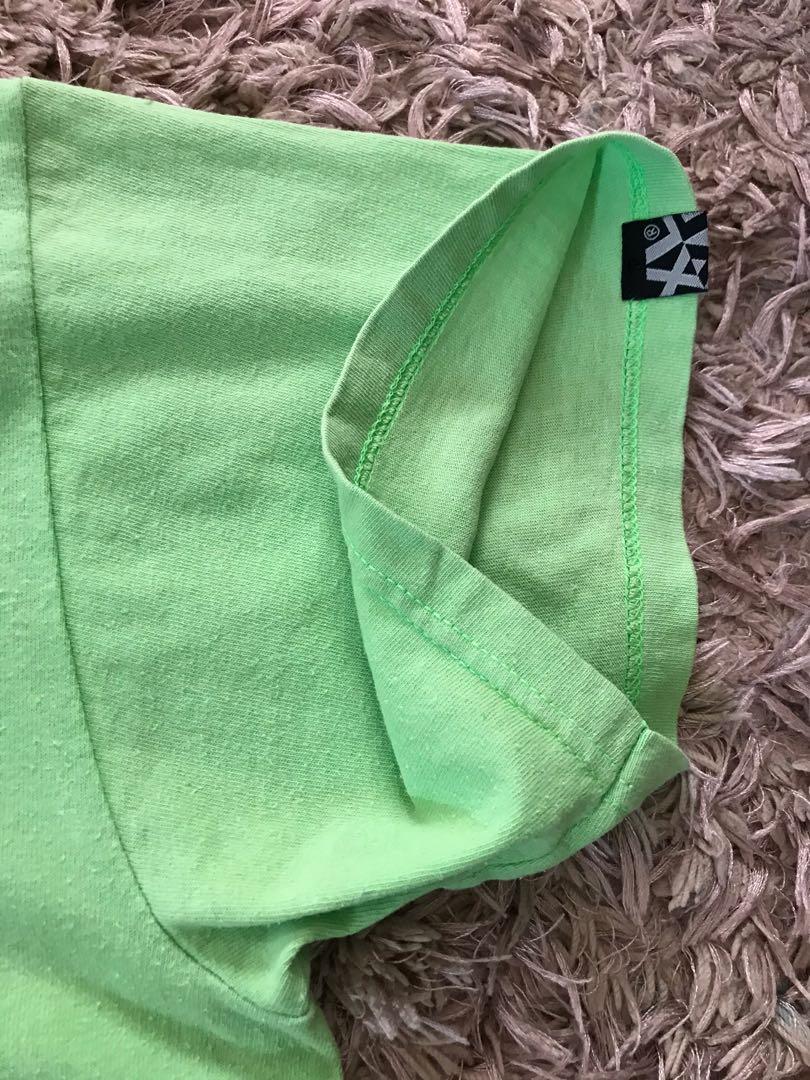 Xlarge (Category: Tshirts & Polo Shirts) located in Sungai Buloh. Submitted by sopppp (Listing ID 1048936049, Image 3). Description: P21 / L27 Condition 9/10 Stussy santa cruz bape trasher carhartt .