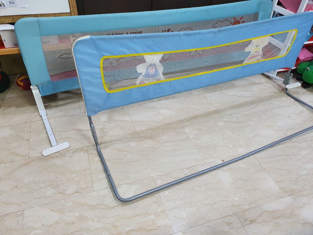 2 x Bed Guard blocker for baby or toddler, Babies & Kids, Baby Nursery