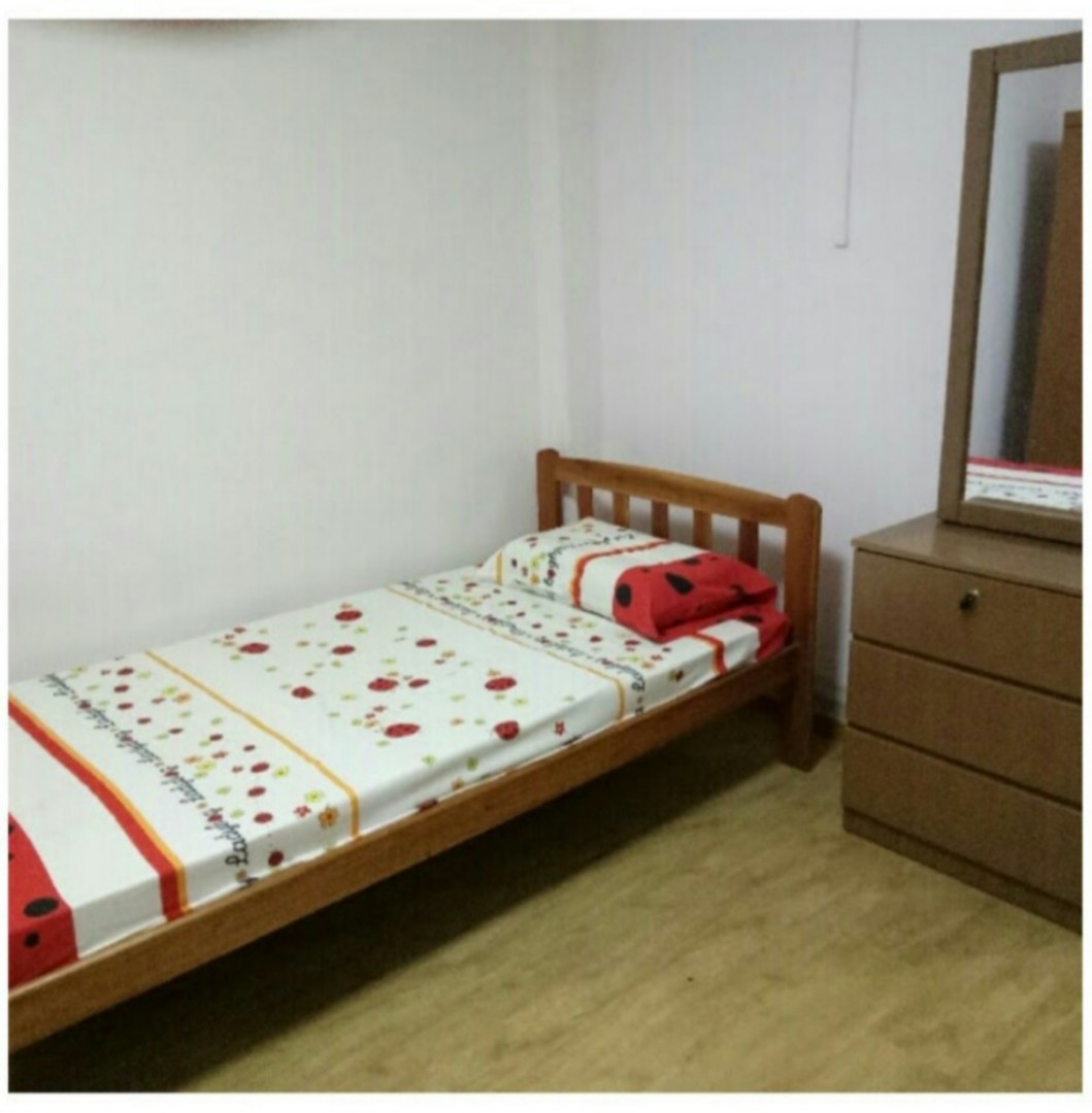 (Category: ) located in . Submitted by vonnyt (Listing ID 1049227714, Image 1). Description: .