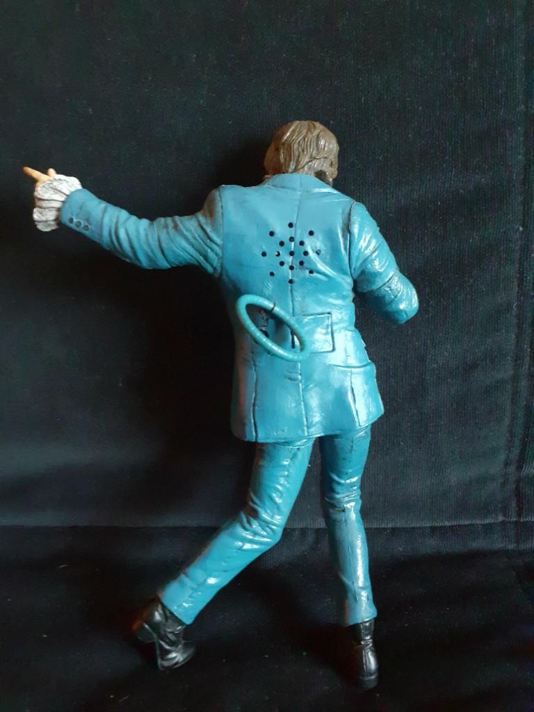Austin Powers Mcfarlane Figure (Category: Figurines & Statues) located in Paranaque City. Submitted by donjuan_thegreat (Listing ID 1049254810, Image 3). Description: Item in good used condition With sound draw string, battery needs to be replaced Figure missing eye glasses and base Height of 23 cm For pick-up in UPS 5 Paranaque or can ship at buyer's expense.