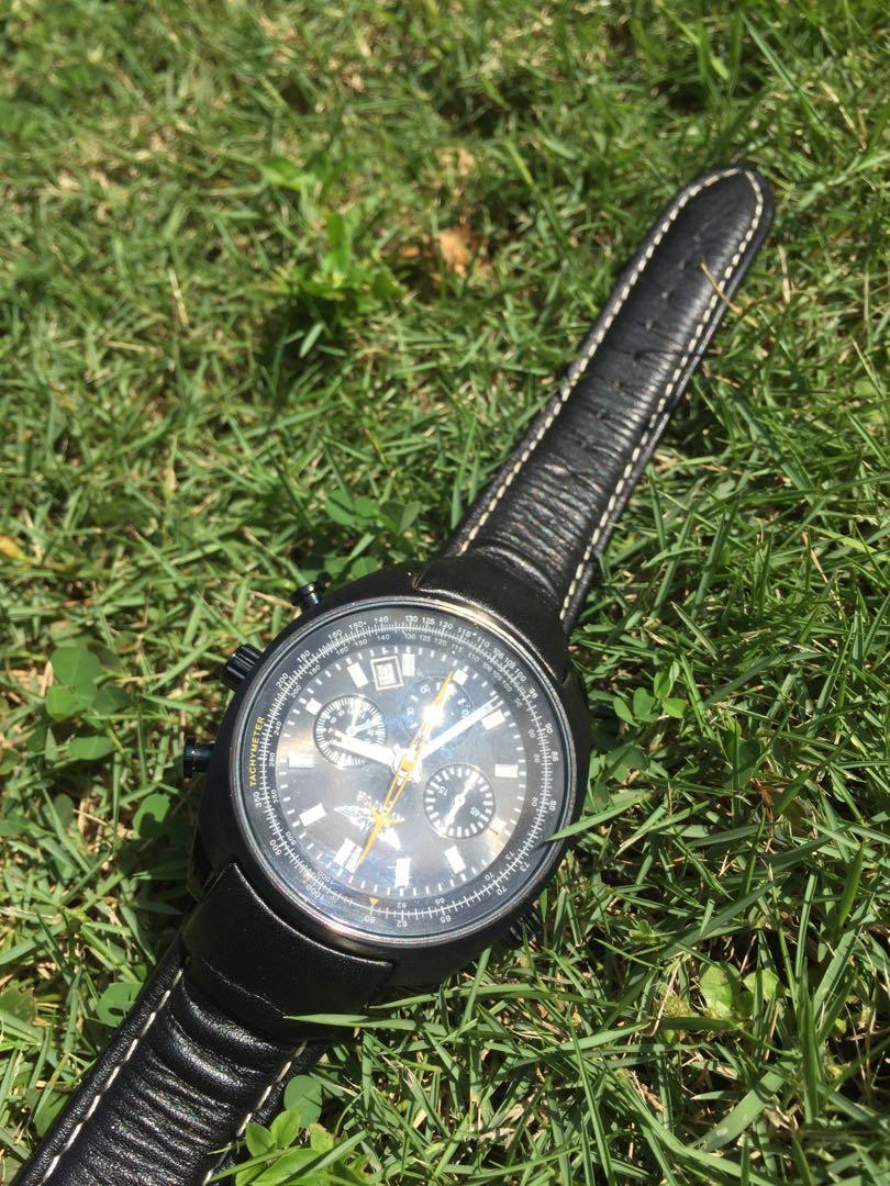 Aviator Watch avw5839g4