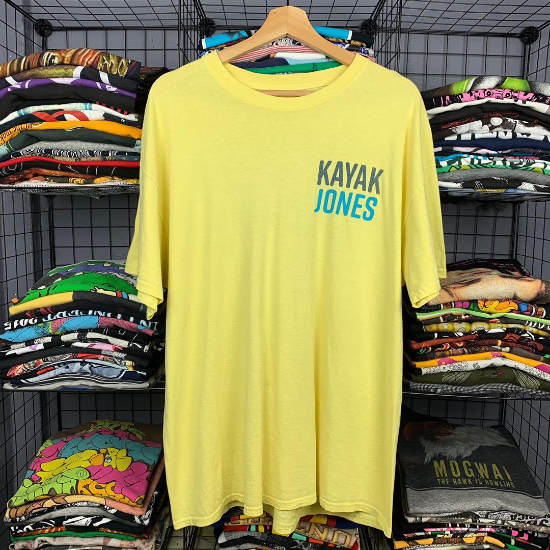 band tee kayak jones, Men's Fashion, Tops & Sets, Tshirts & Polo Shirts