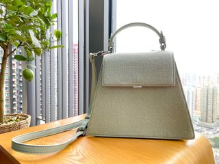 （分類：）位於 。 由 throwitoff 提交（商品編號 1049119298，圖片 1）。簡介： 。