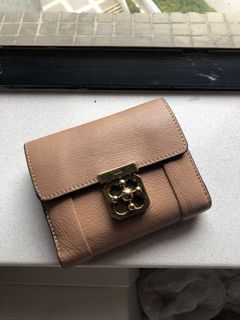 （分類：）位於 。 由 petrapoon 提交（商品編號 1049148315，圖片 1）。簡介： 。
