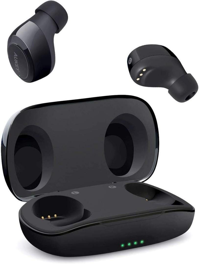 aukey true wireless earbuds bluetooth 5 headphones in ear with charging case