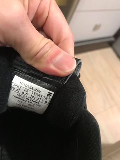 （分類：）位於 。 由 r113333 提交（商品編號 1049115850，圖片 1）。簡介： 。