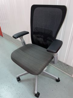 Haworth Zody Ergonomic Office Chair Furniture Tables Chairs On Carousell