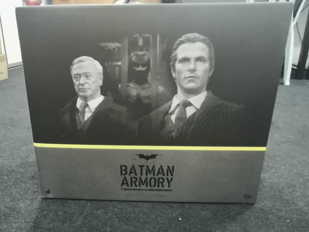 Hot Toys Mms236 The Dark Knight 16th Scale Batman Armory With Bruce Wayne And Alfred 