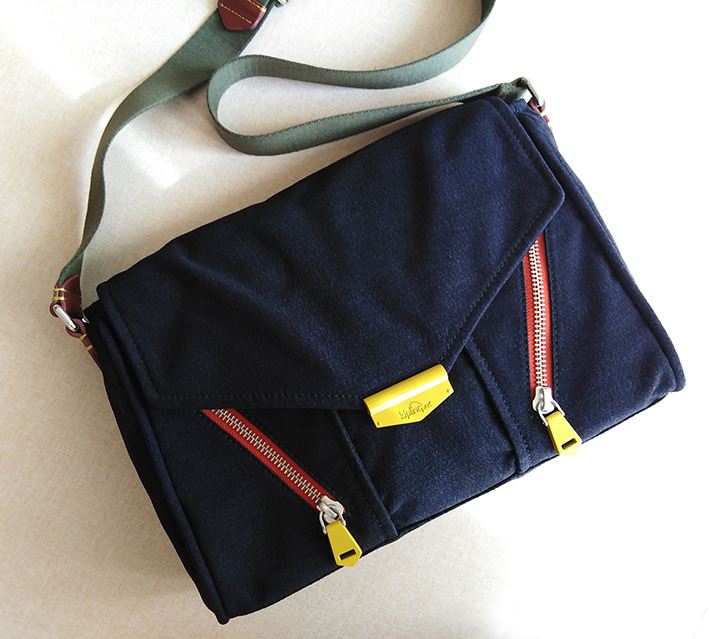 Kliping KAEON collection Ready now series crossbody bag Denim Navy Blue Men s Fashion Bags Sling Bags on Carousell
