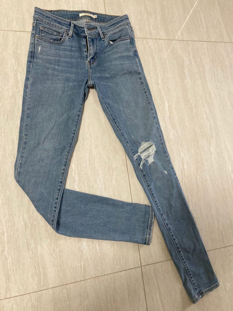 Levis 711 Skinny Distressed Jeans Size 26, Women's Fashion, Bottoms, Jeans  & Leggings on Carousell