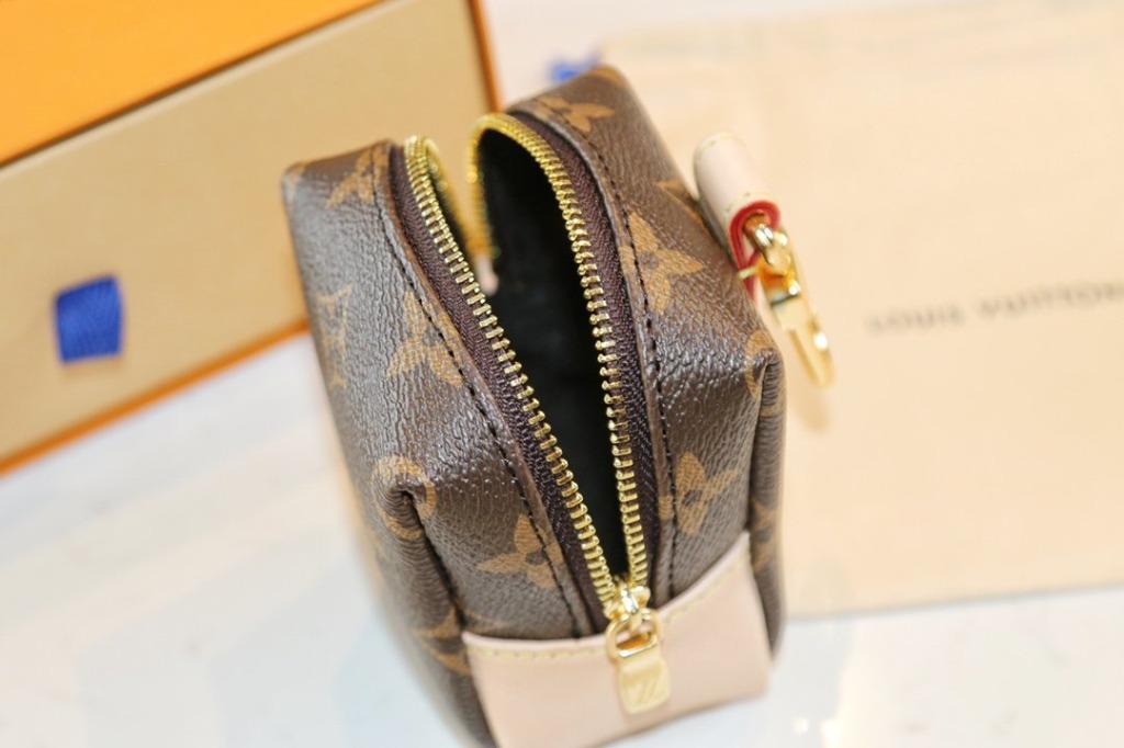 Box pouch bag sales charm and belt charm