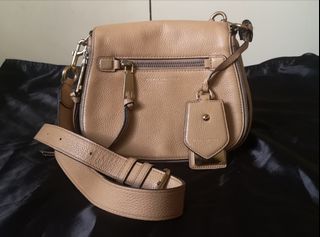 (Category: ) located in . Submitted by theeshoppe (Listing ID 1049055014, Image 1). Description: .