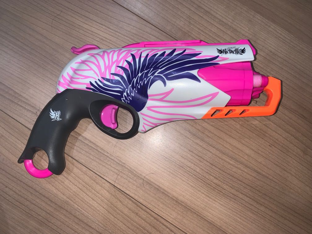 Nerf Pink Crush, Hobbies & Toys, Toys & Games on Carousell