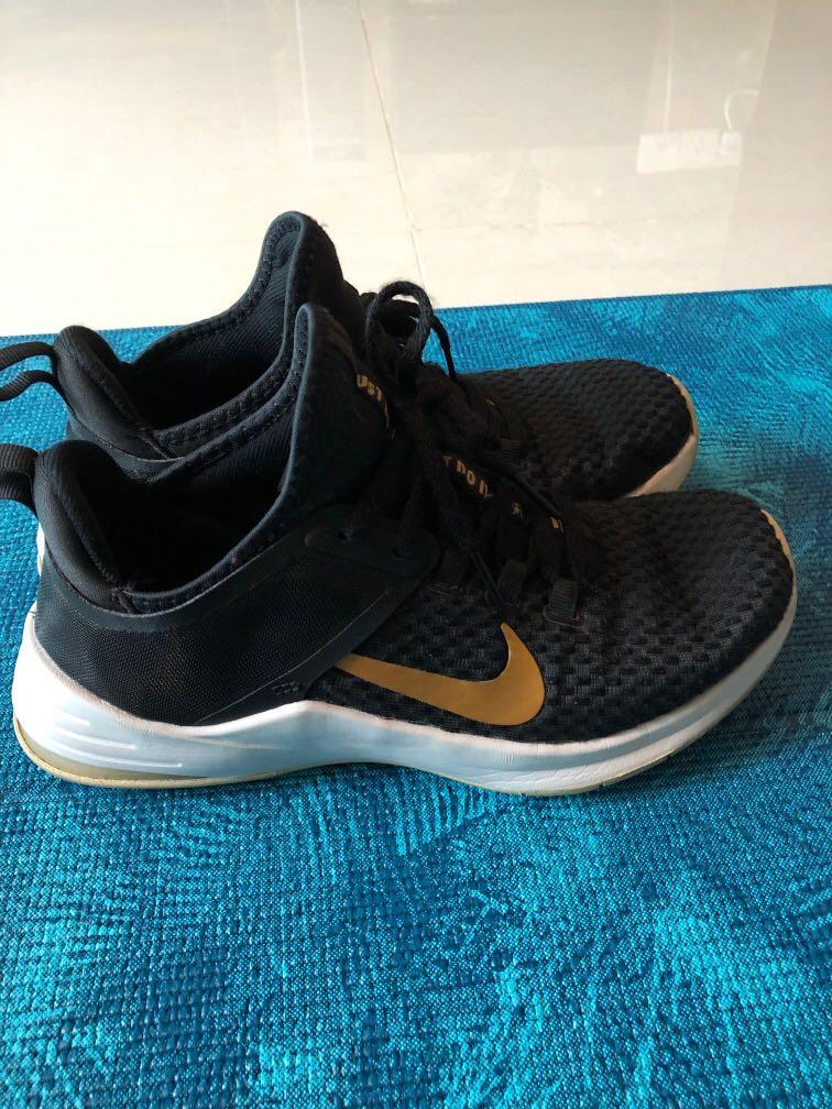 nike shoes size 38