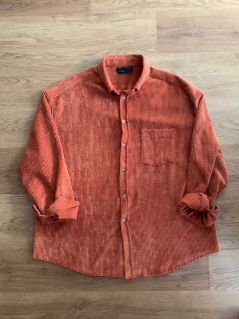 (Category: ) located in . Submitted by gninn.apparel (Listing ID 1049149358, Image 1). Description: .