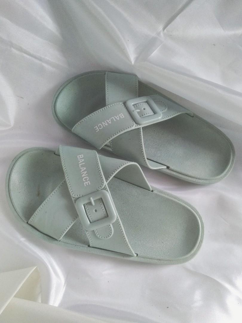 Sandal on sale jelly balance