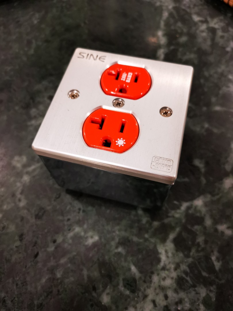 SINE Cyro Power Distributor, Audio, Other Audio Equipment on Carousell