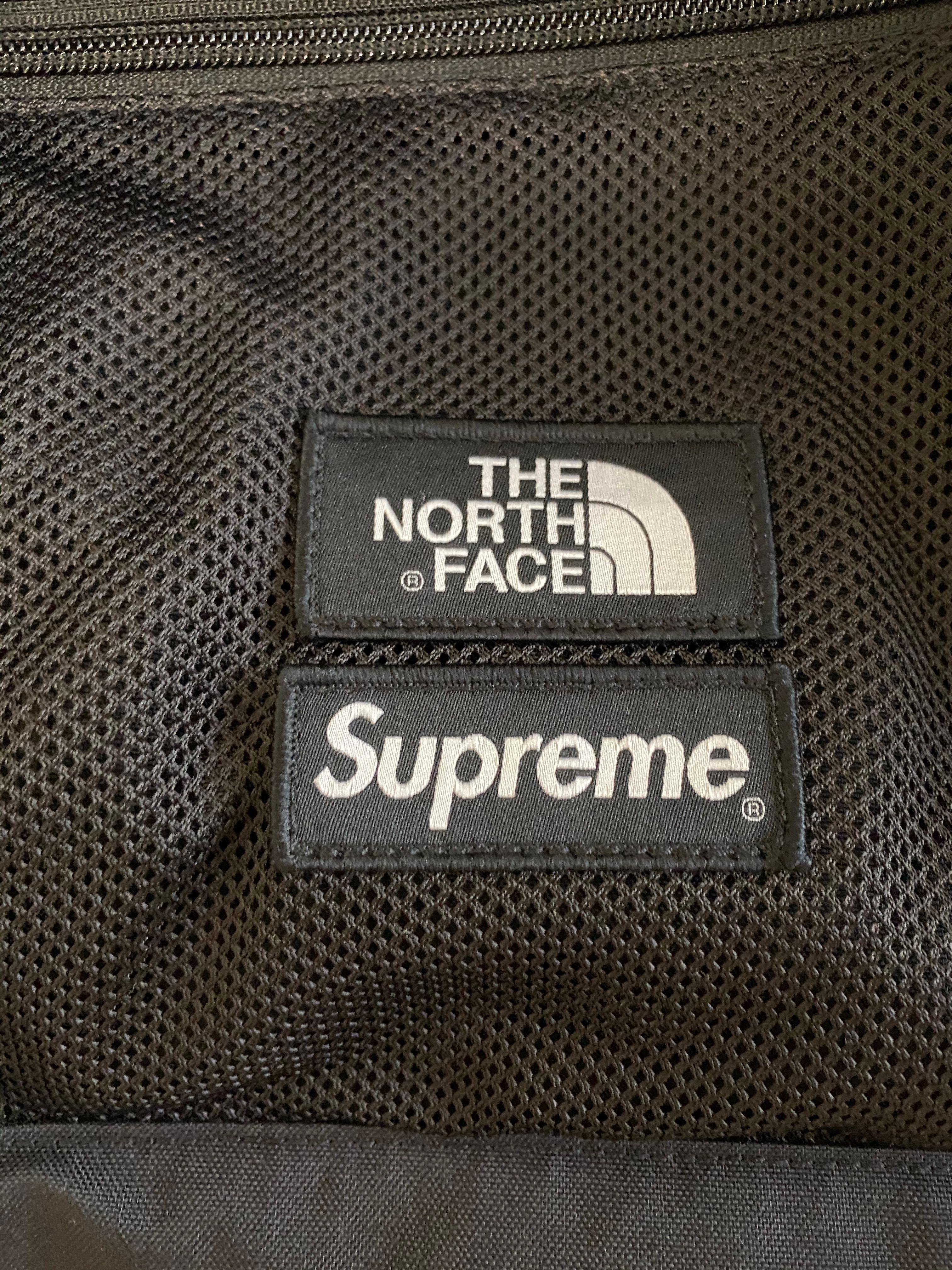 Supreme North Face Adventure Tote Bag, 男裝, 袋, 小袋- Carousell