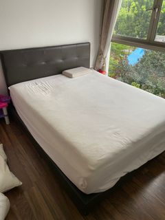 (Category: ) located in . Submitted by esvendre (Listing ID 1049211656, Image 1). Description: .