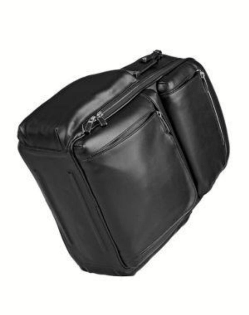 Tumi arrive bradley top
