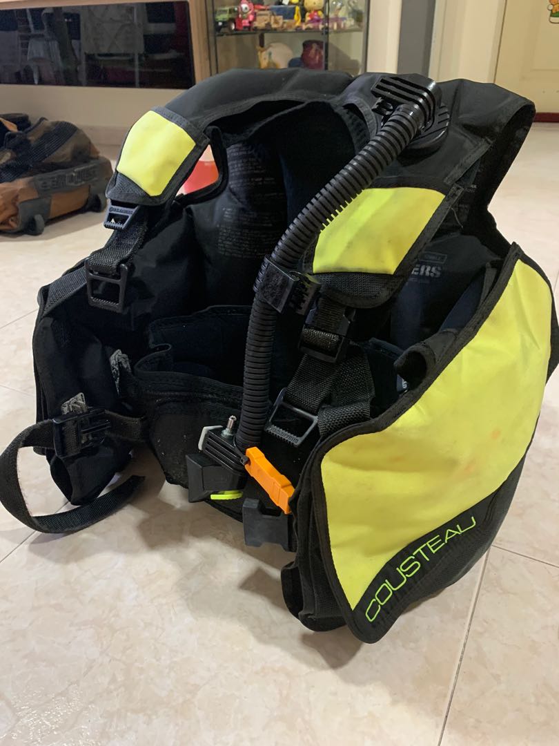 US Diver Buoyancy Control Jacket, Sports Equipment, Sports & Games